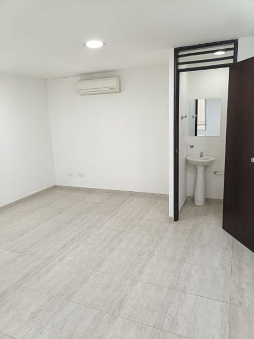 Edificio en venta en Nueva Tequendama, Cali, 600 m² · foto 18 de 20
