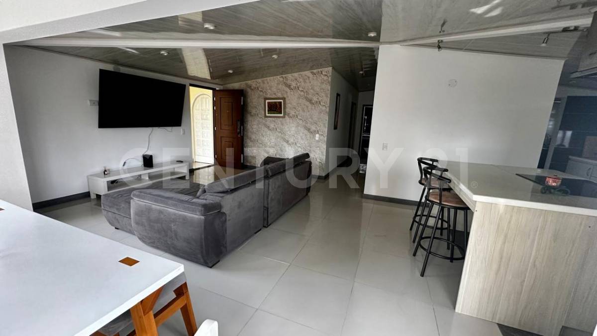Apartamento en venta en El Poblado, Medellín · foto 7 de 16