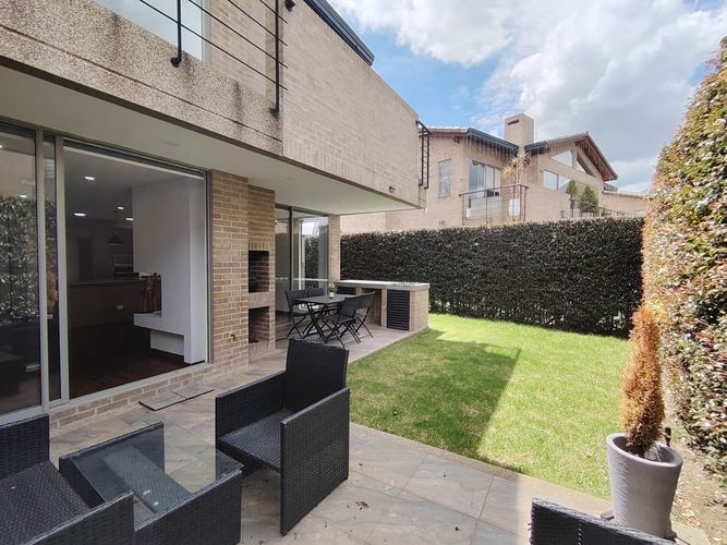 Casa de 3 alcobas en venta en Vda Canelon, Cajicá, 229 m² · foto 3 de 24
