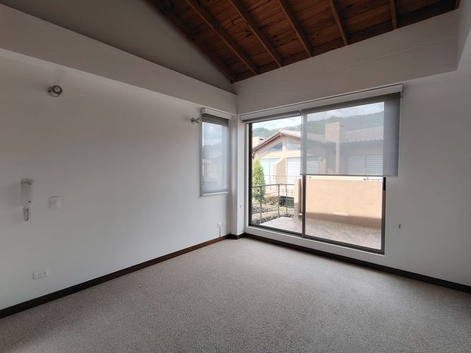 Casa de 3 alcobas en venta en Vda Canelon, Cajicá, 229 m² · foto 14 de 24