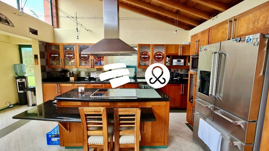 Casa de 5 alcobas en venta en Vía Las Palmas, Envigado, 352 m² · foto 6 de 24