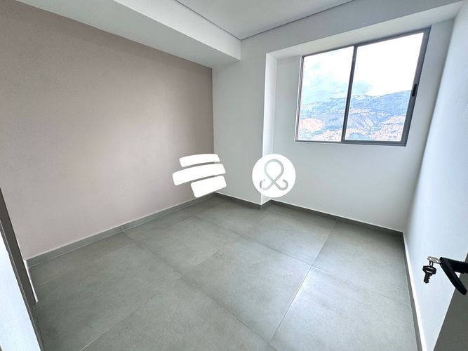 Apartamento de 2 alcobas en venta en Potrerito, Bello, 58 m² · foto 7 de 21