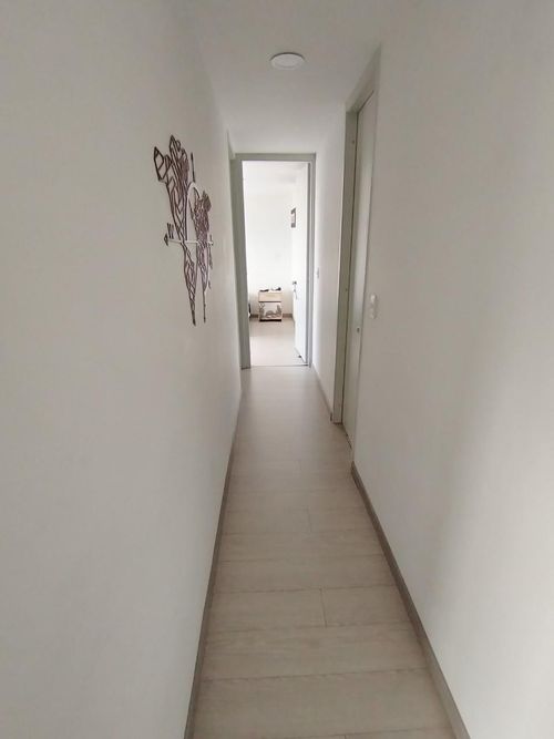 Apartamento de 2 alcobas en venta en Picaleña Y Mirolindo, Ibagué, 60 m² · foto 3 de 24