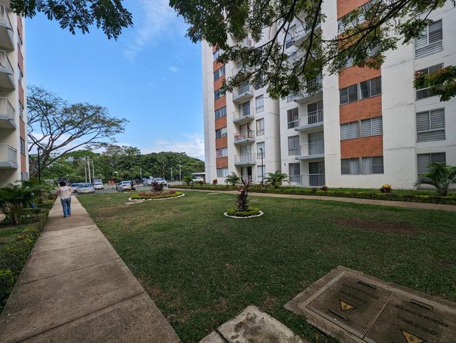 Apartamento de 2 alcobas en venta en Alfaguara, Jamundí, 63 m² · foto 2 de 14