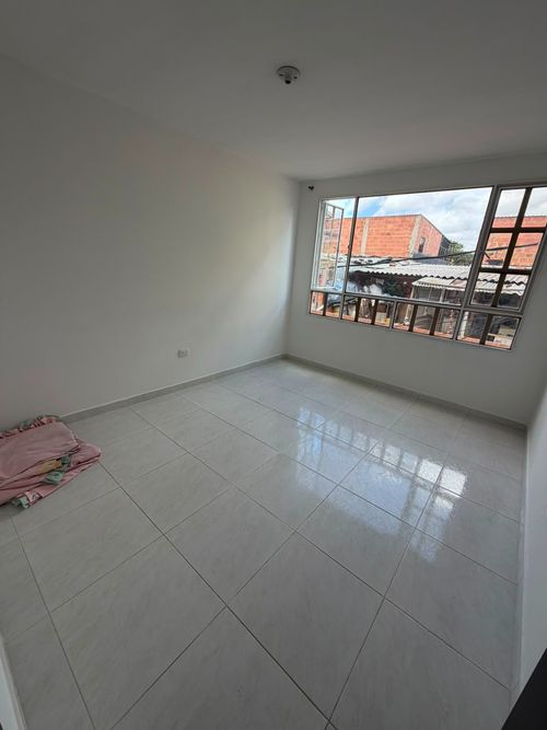 Casa de 4 alcobas en venta en Nuevo Corinto Reservado, Bogotá, 110 m² · foto 7 de 12