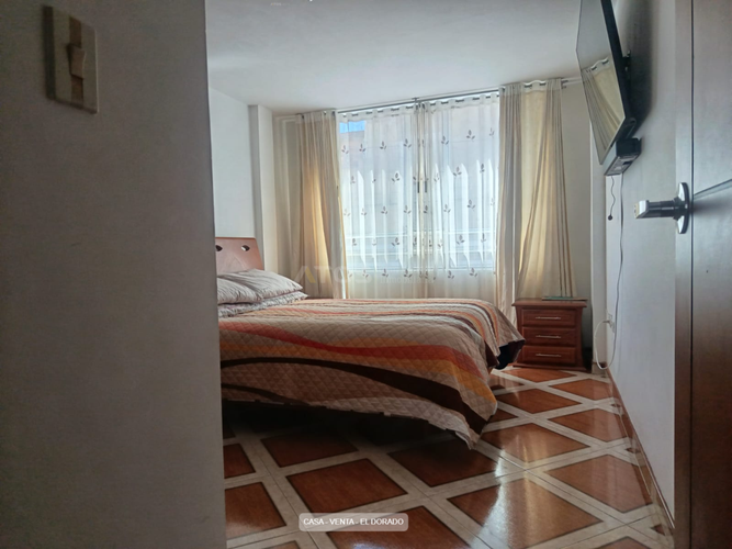 Casa de 11 alcobas en venta en El Dorado, Tunja, 288 m² · foto 4 de 22