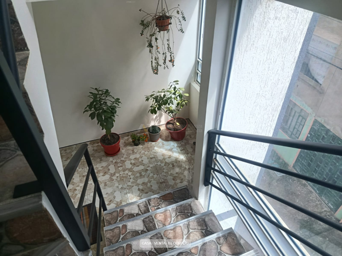 Casa de 11 alcobas en venta en El Dorado, Tunja, 288 m² · foto 7 de 22