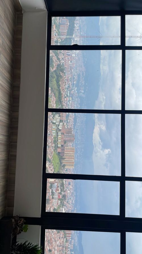 Local en arriendo en Cucaracho, Medellín, 104 m² · foto 10 de 11
