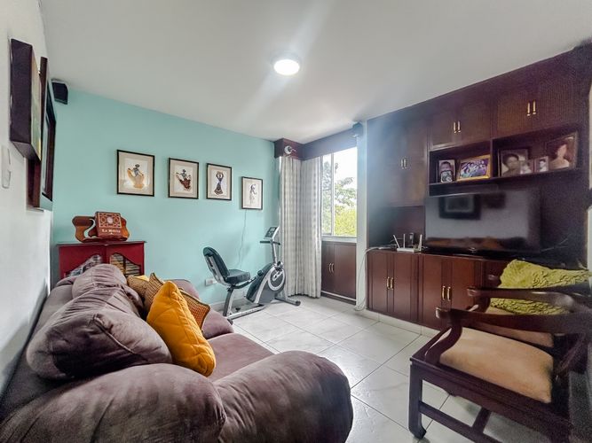 Apartamento de 5 alcobas en venta en El Peñon, Cali, 225 m² · foto 7 de 23