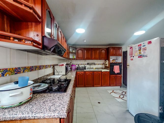 Apartamento de 5 alcobas en venta en El Peñon, Cali, 225 m² · foto 14 de 23