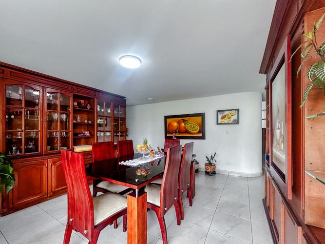 Apartamento de 5 alcobas en venta en El Peñon, Cali, 225 m² · foto 20 de 23