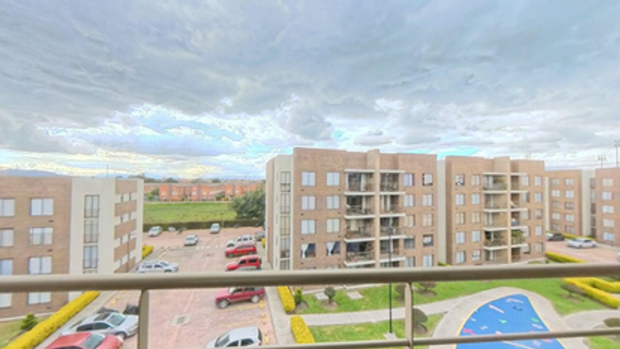 Apartamento de 3 alcobas en venta en El Hato, Funza, 80 m² · foto 4 de 24