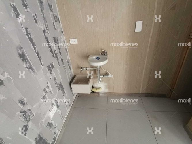 Local en arriendo en Mesa, Itagüí, 10 m² · foto 3 de 4