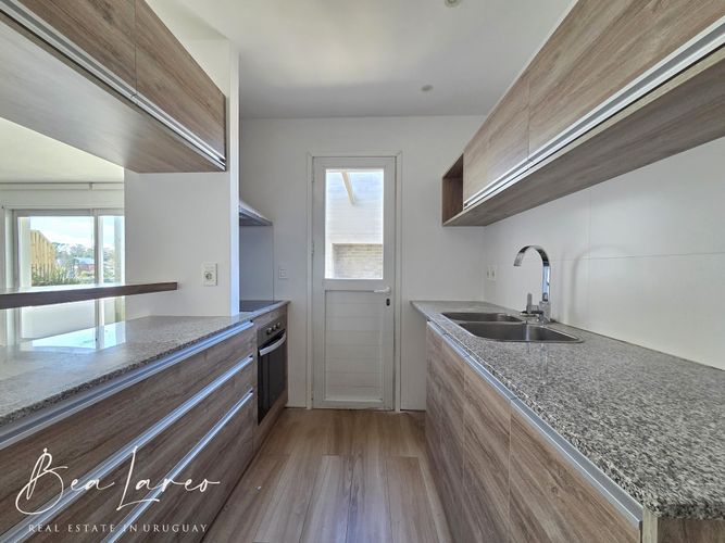 Apartamento 2 dorm a en alquiler en Parque Miramar · Foto 5