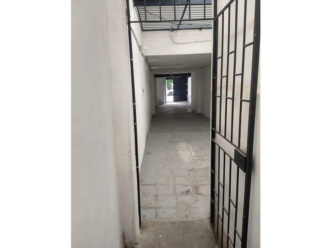 Bodega en arriendo en Gerona, Medellín, 100 m² · foto 3 de 13