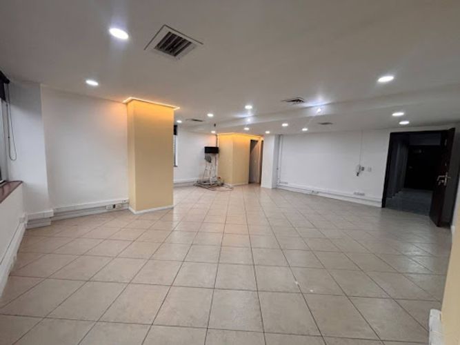 Oficina en arriendo en Cristo Rey, Medellín, 55 m² · foto 5 de 8