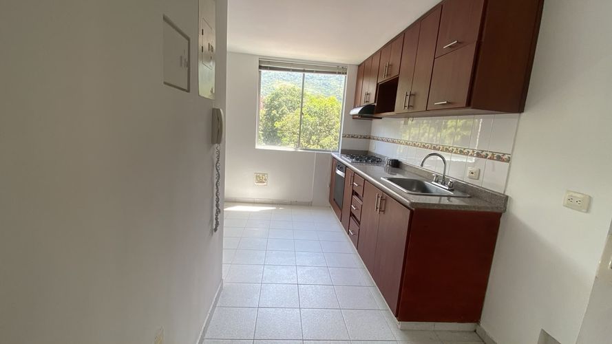 Apartamento de 3 alcobas en venta en Tierra Linda Del Vergel, Ibagué, 110 m² · foto 4 de 21