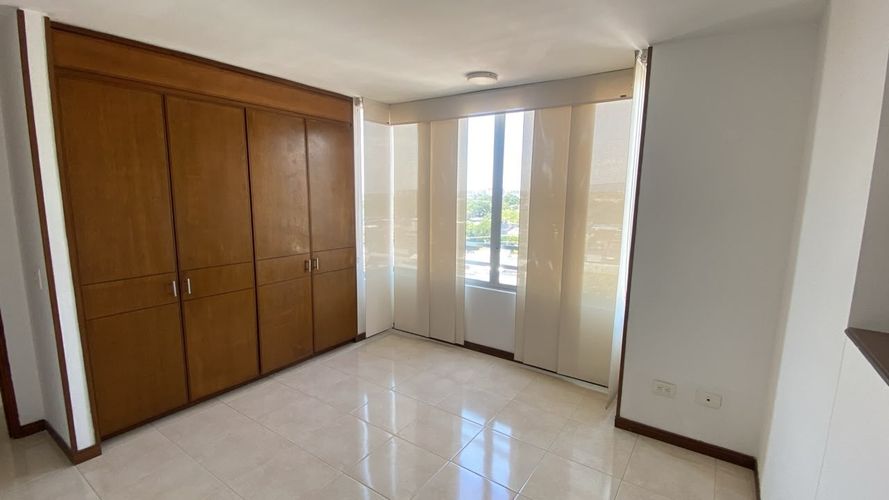 Apartamento de 3 alcobas en venta en Tierra Linda Del Vergel, Ibagué, 110 m² · foto 18 de 21