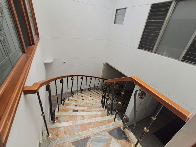 Casa de 5 alcobas en arriendo en Belén Las Mercedes, Medellín, 280 m² · foto 10 de 24