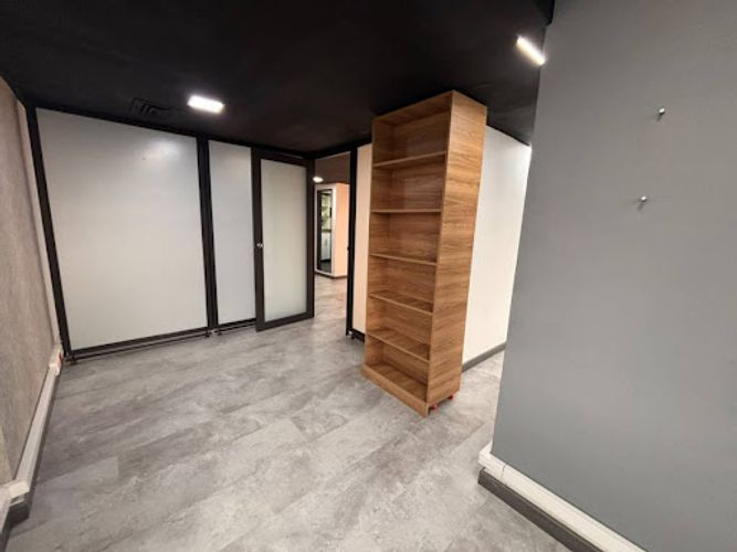 Oficina en arriendo en Cristo Rey, Medellín, 64 m² · foto 4 de 12