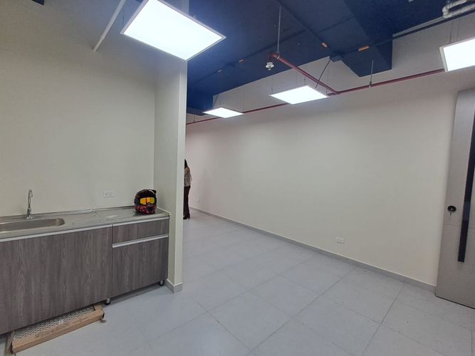 Oficina en arriendo en Las Palmas, Medellín, 37 m² · foto 4 de 8