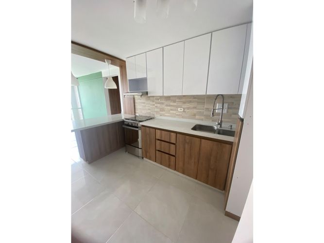 Apartamento de 3 alcobas en venta en Cachipay, Cali, 65 m² · foto 5 de 24