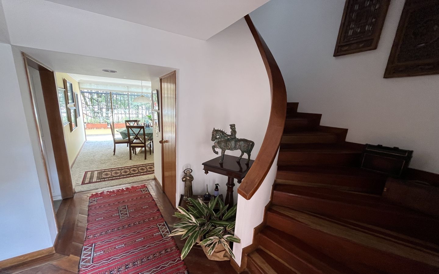 Casa en venta en Santa Barbara Alta, Bogotá · foto 2 de 24