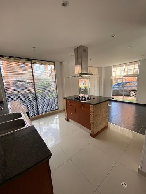 Casa de 4 alcobas en venta en Vereda La Balsa, Chía, 242 m² · foto 13 de 19