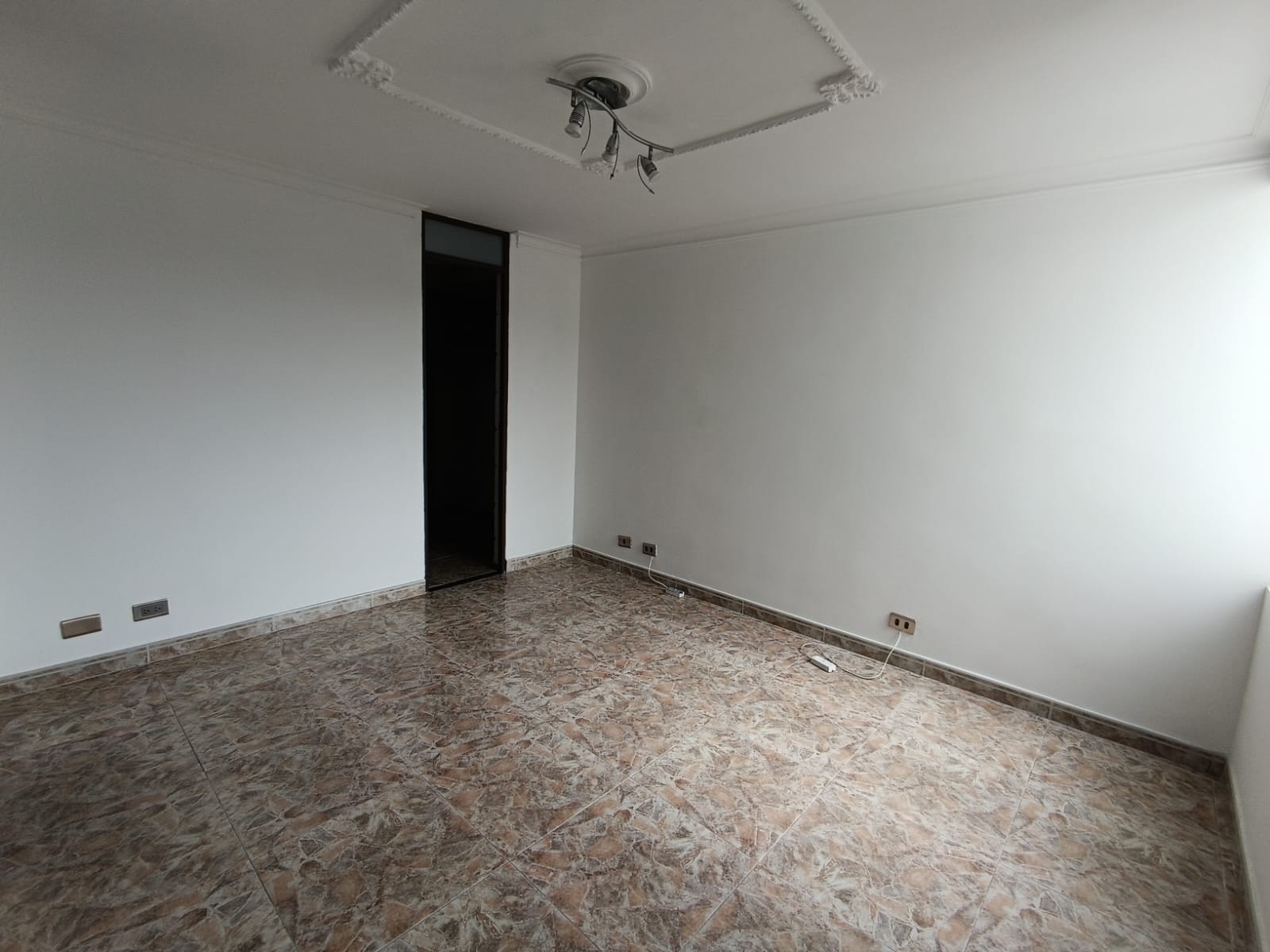 Apartamento en arriendo en Belén, Medellín · foto 9 de 16