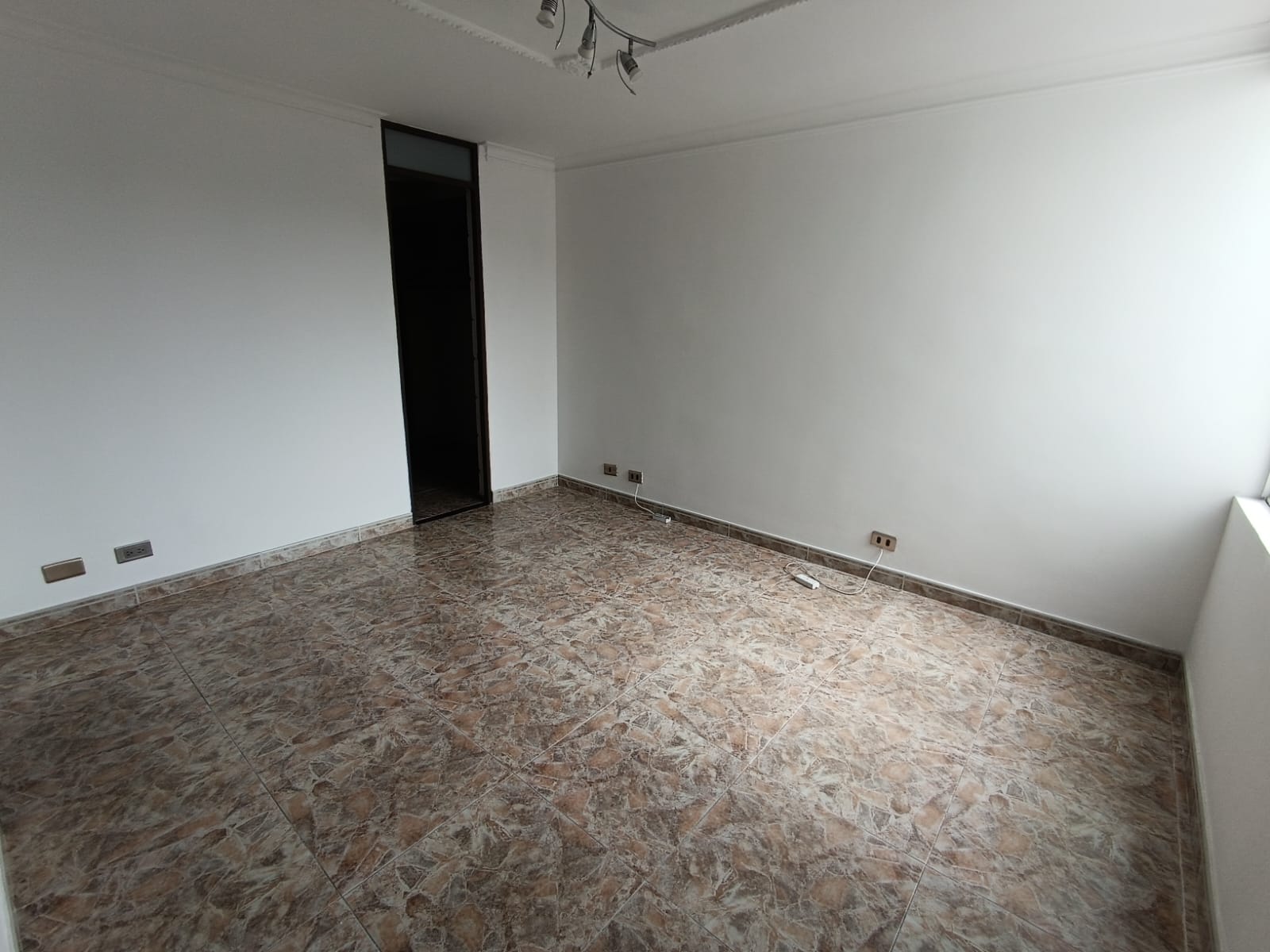 Apartamento en arriendo en Belén, Medellín · foto 11 de 16