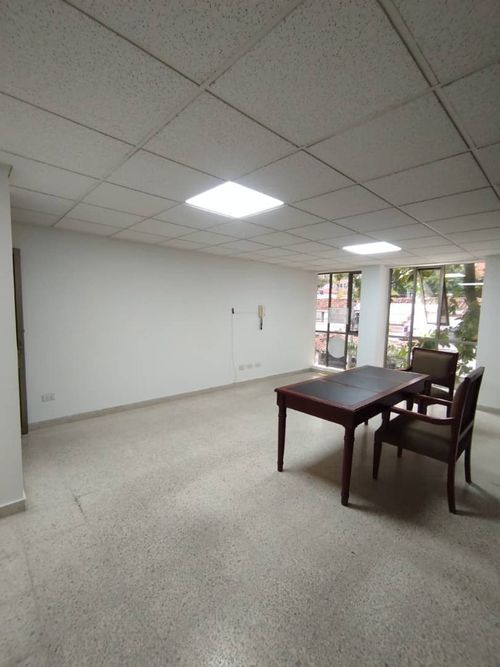 Oficina en arriendo en Cabecera Del Llano, Bucaramanga, 34 m² · foto 5 de 6