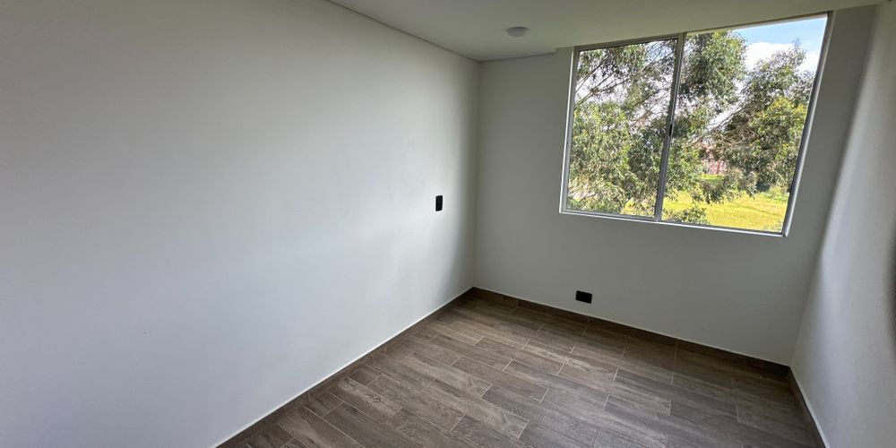Apartamento de 4 alcobas en venta en Prados Del Mirador, Zipaquirá, 104 m² · foto 11 de 24