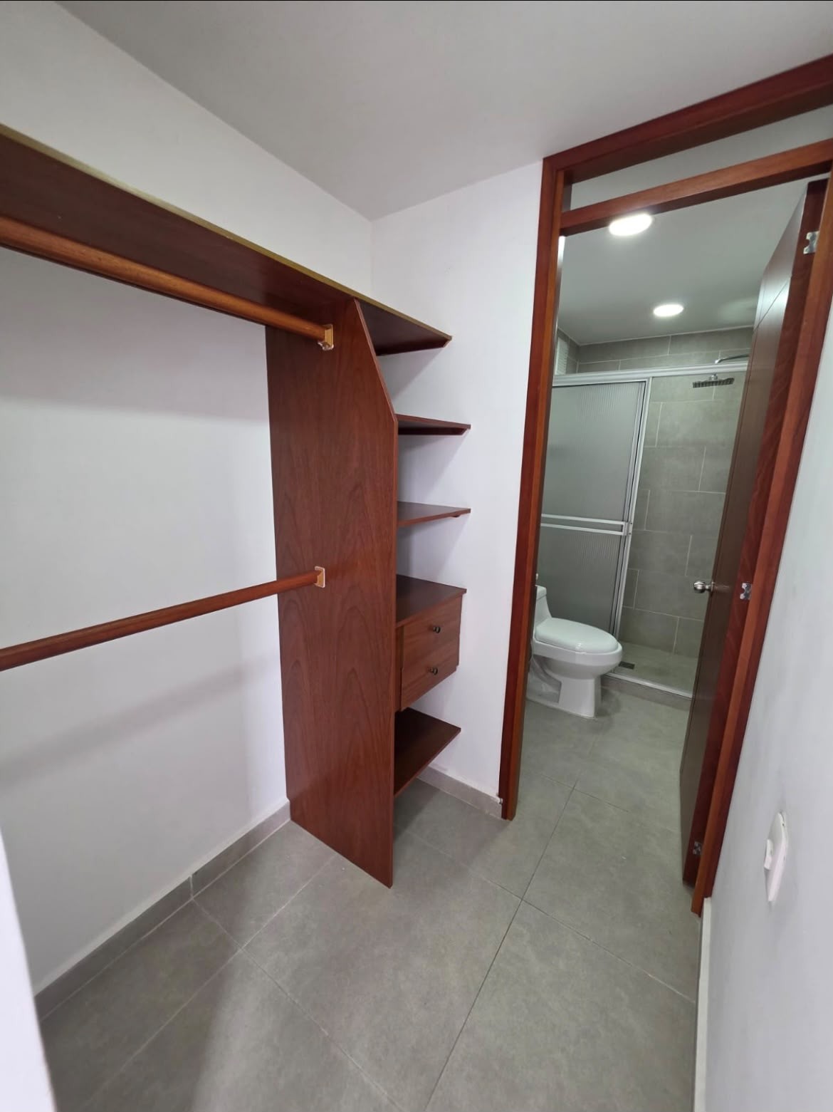 Apartamento en venta en Los Colores, Medellín · foto 7 de 10