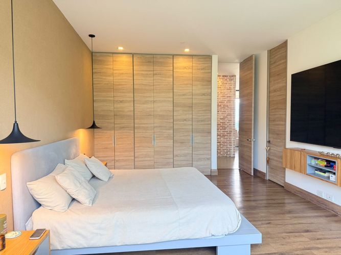 Apartamento de 3 alcobas en venta en El Poblado, Medellín, 293 m² · foto 11 de 20