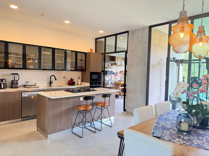 Apartamento de 3 alcobas en venta en El Poblado, Medellín, 293 m² · foto 7 de 20