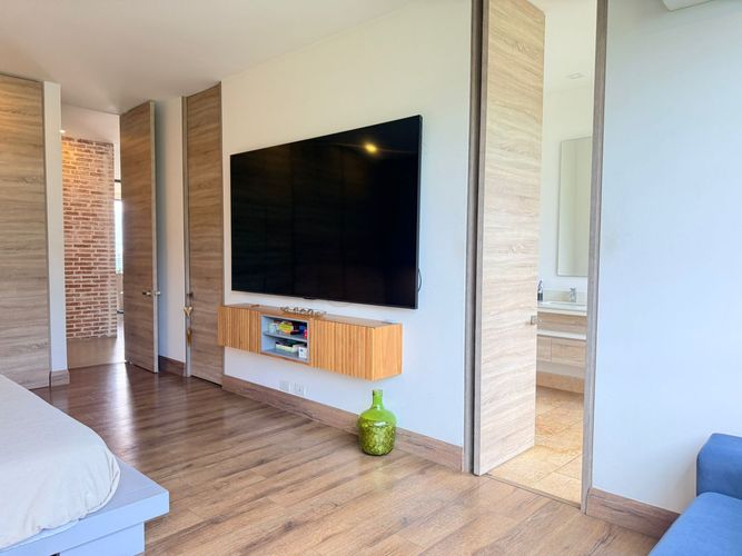 Apartamento de 3 alcobas en venta en El Poblado, Medellín, 293 m² · foto 14 de 20