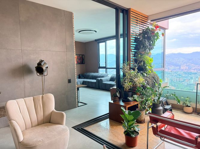 Apartamento de 3 alcobas en venta en El Poblado, Medellín, 293 m² · foto 16 de 20