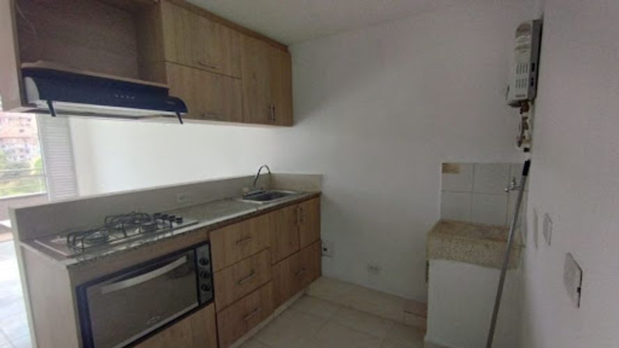 Apartamento de 2 alcobas en arriendo en El Porvenir, Medellín, 47 m² · foto 2 de 13