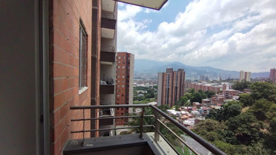 Apartamento de 2 alcobas en arriendo en El Porvenir, Medellín, 47 m² · foto 12 de 13