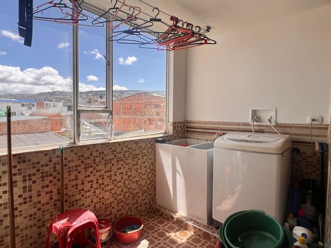 Casa de 11 alcobas en venta en El Dorado, Tunja, 356 m² · foto 13 de 18