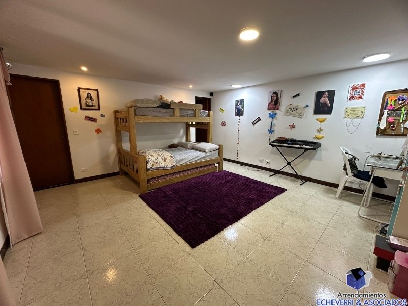 Casa en venta en Loma De Las Brujas, Envigado · foto 23 de 24