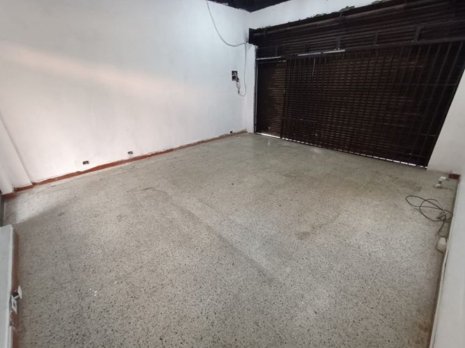 Local en arriendo en Suramericana, Medellín, 28 m² · foto 2 de 8
