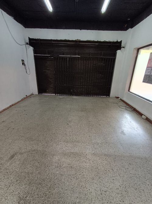 Local en arriendo en Suramericana, Medellín, 28 m² · foto 3 de 8