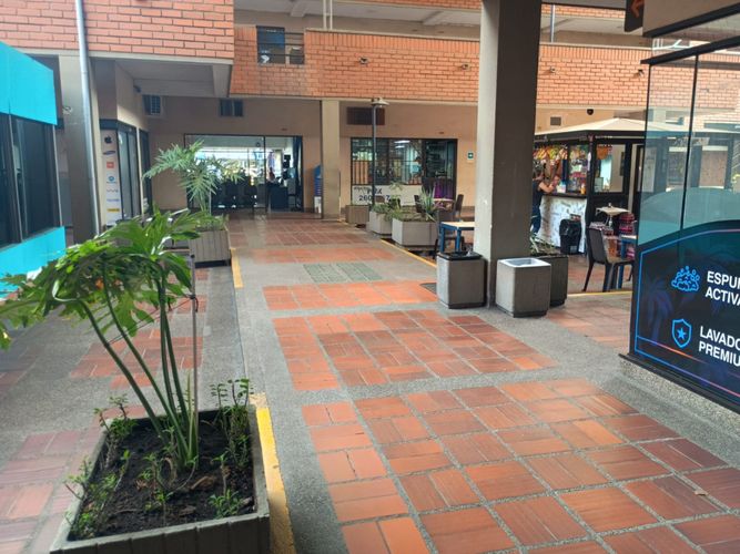 Local en arriendo en Suramericana, Medellín, 28 m² · foto 5 de 8