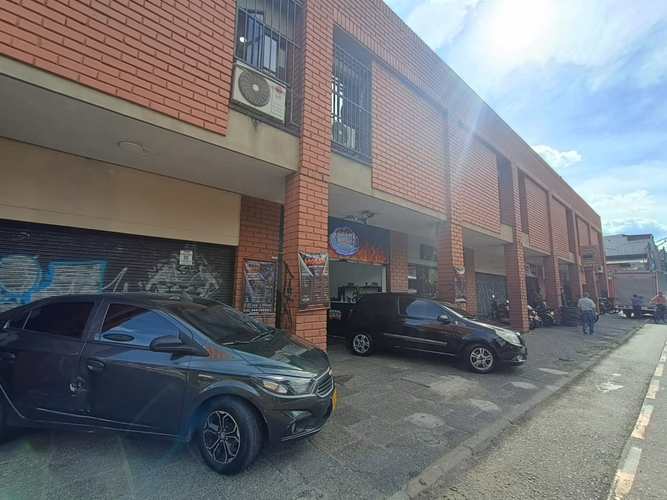 Local en arriendo en Suramericana, Medellín, 28 m² · foto 7 de 8