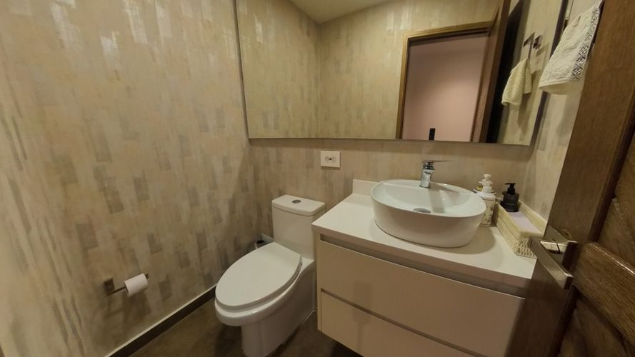 Apartamento de 3 alcobas en venta en Los Rosales, Bogotá, 173 m² · foto 3 de 24