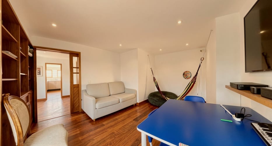 Apartamento de 3 alcobas en venta en Los Rosales, Bogotá, 173 m² · foto 5 de 24