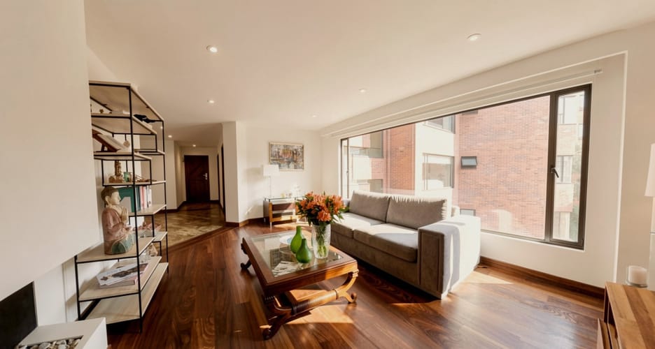 Apartamento de 3 alcobas en venta en Los Rosales, Bogotá, 173 m² · foto 9 de 24