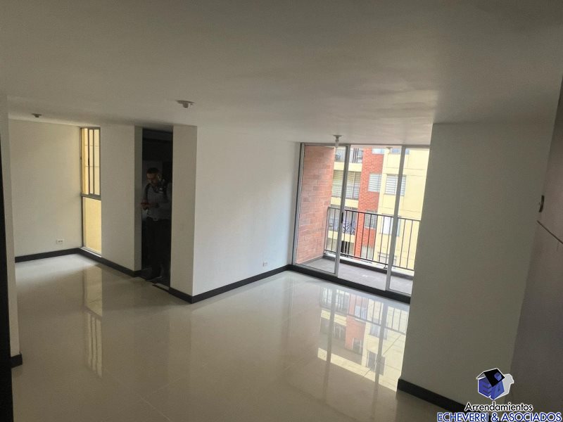 Apartamento en venta en La Paz, Envigado · foto 4 de 9