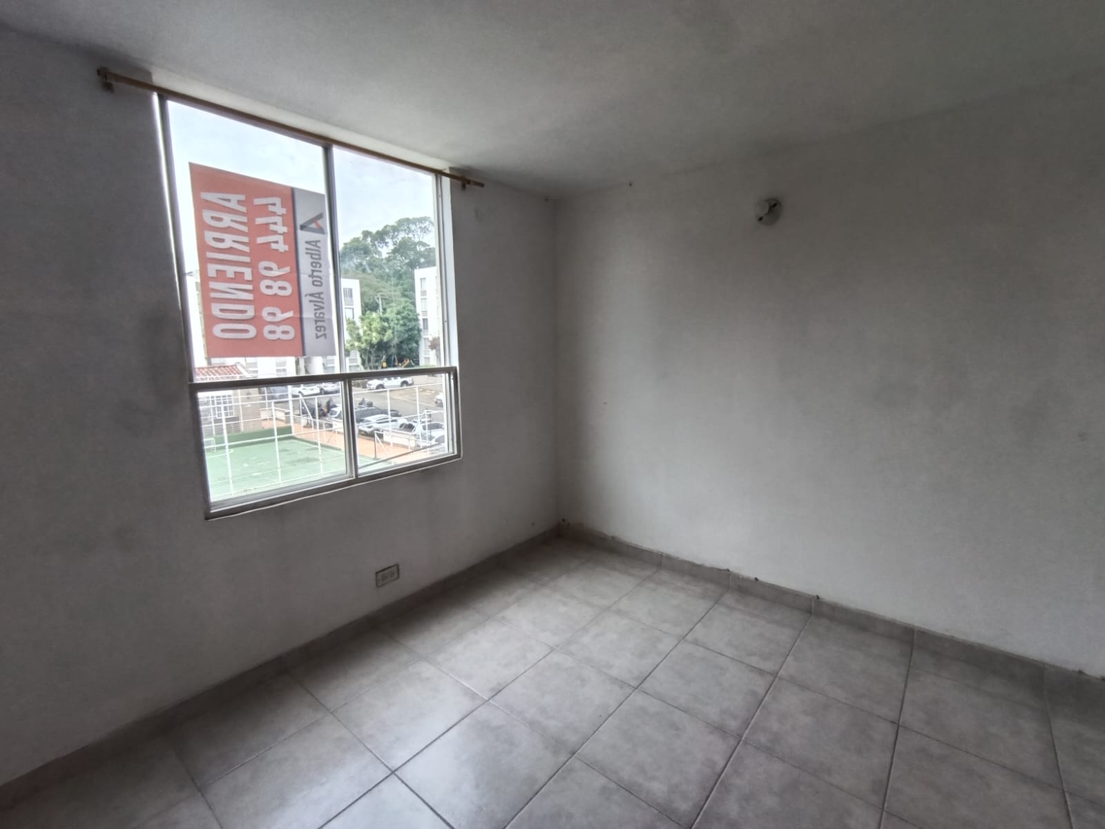 Apartamento en arriendo en Belén, Medellín · foto 5 de 17